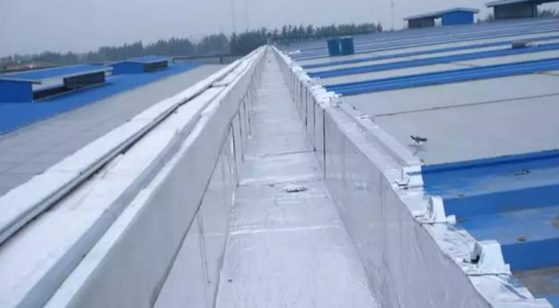 坡头办公楼屋面防水案例